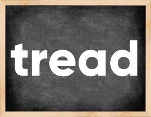 3 forms of the verb tread